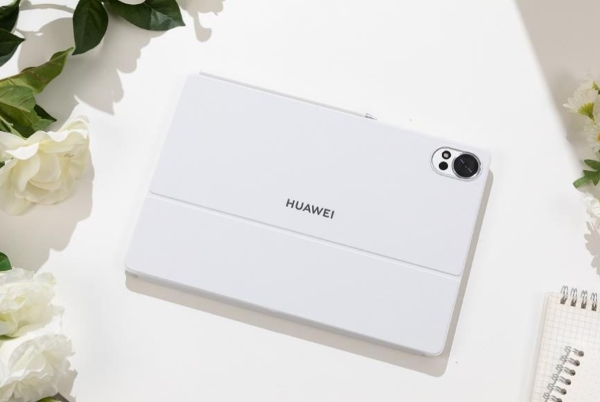 鸿蒙6+年终特惠！华为MatePad Air 2025 款2599元起 轻松党闭眼入