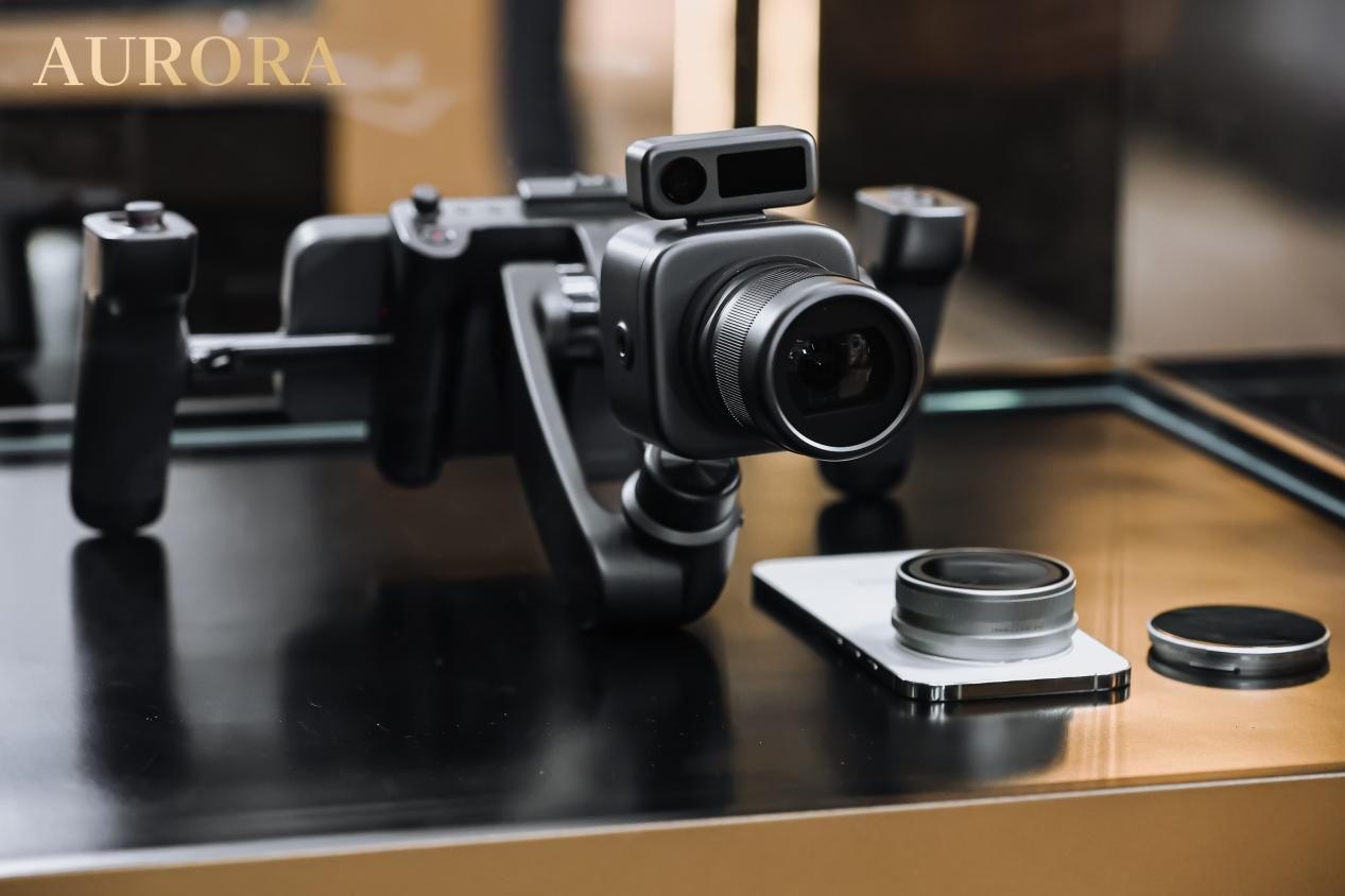三年百亿自研AI系统 追觅 AURORA 手机全球首秀剑指高端市场