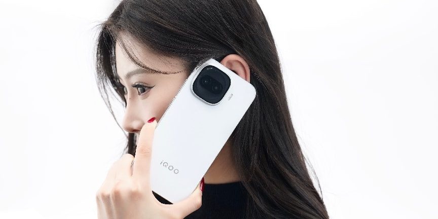 越级双芯，全能水桶：iQOO Z11 Turbo 深度体验评测